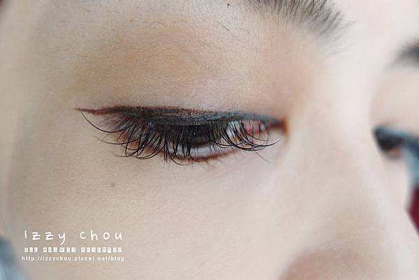 20251004-5hqqi 20251004-5hqqi