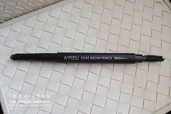 20251004-dpegq 20251004-dpegq