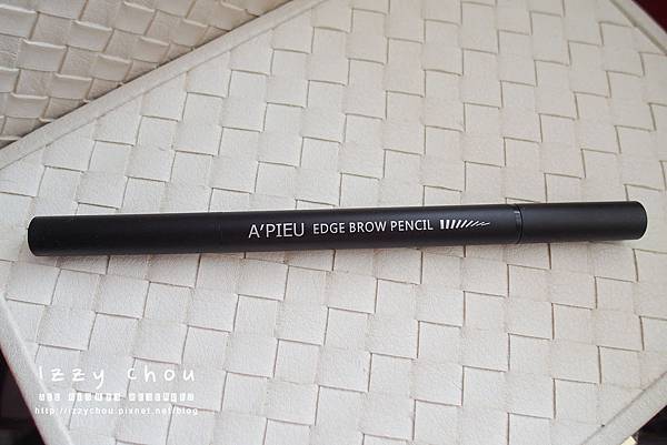 20251004-jc6fu 20251004-jc6fu