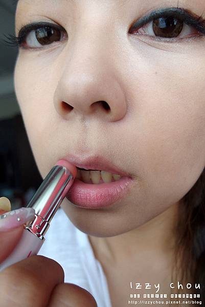 20251004-nv2x0 20251004-nv2x0