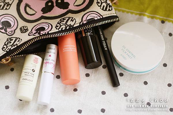 20251004-rkq4z 20251004-rkq4z