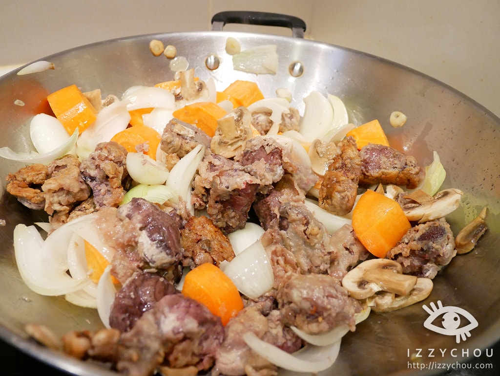 20251004-g2u62 20251004-g2u62