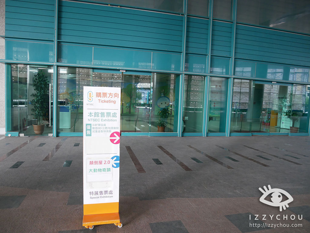 20251004-1253j 20251004-1253j