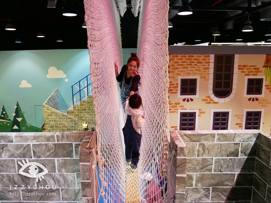 20251004-6dvhd 20251004-6dvhd