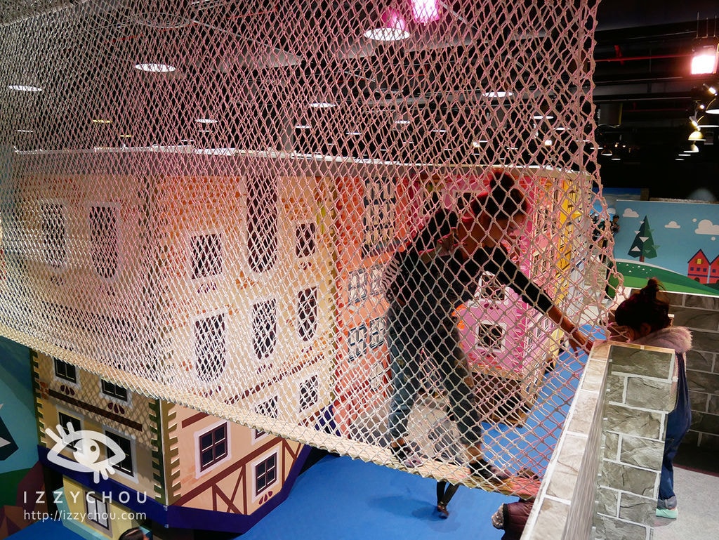 20251004-7813l 20251004-7813l