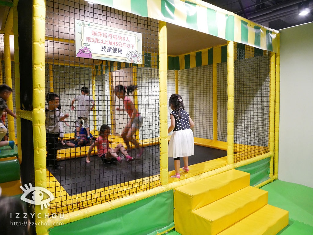 20251004-nkw9p 20251004-nkw9p