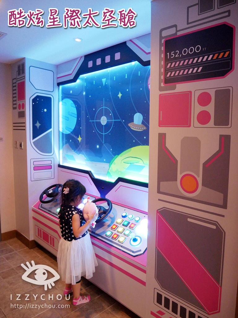 20251004-ujn3b 20251004-ujn3b