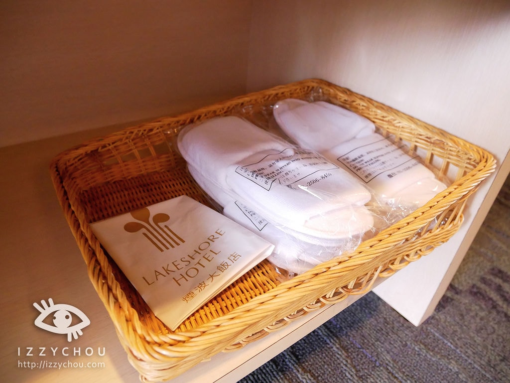 20251004-y0abj 20251004-y0abj