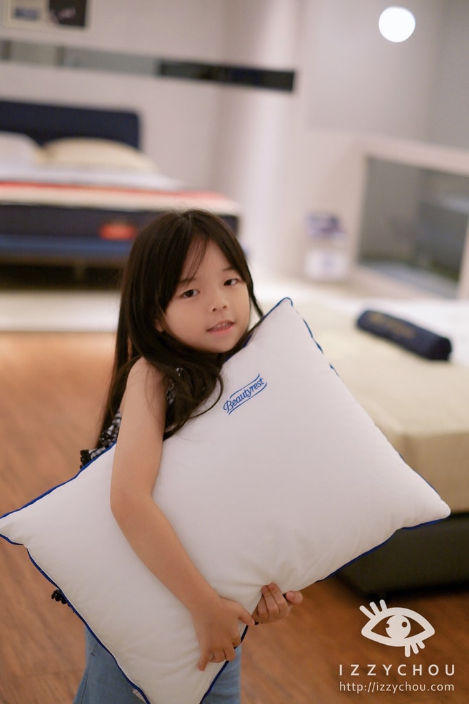 20251004-9jnhz 20251004-9jnhz