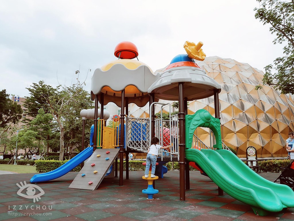 20251004-8ztdy 20251004-8ztdy