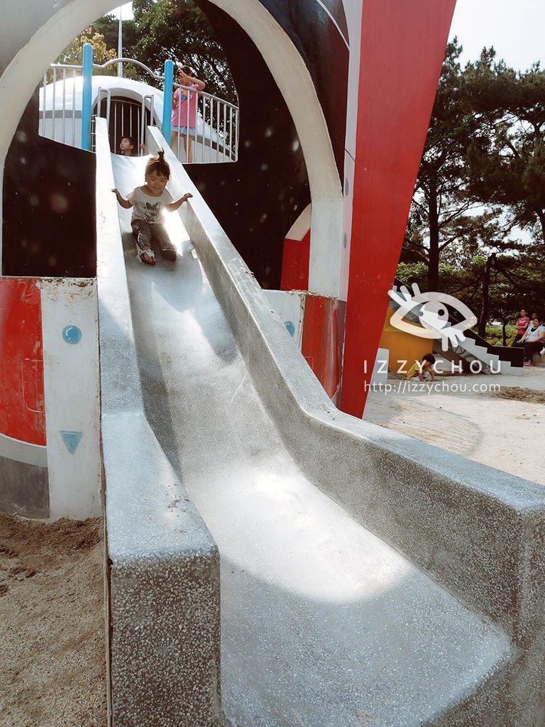 20251004-j8vyf 20251004-j8vyf