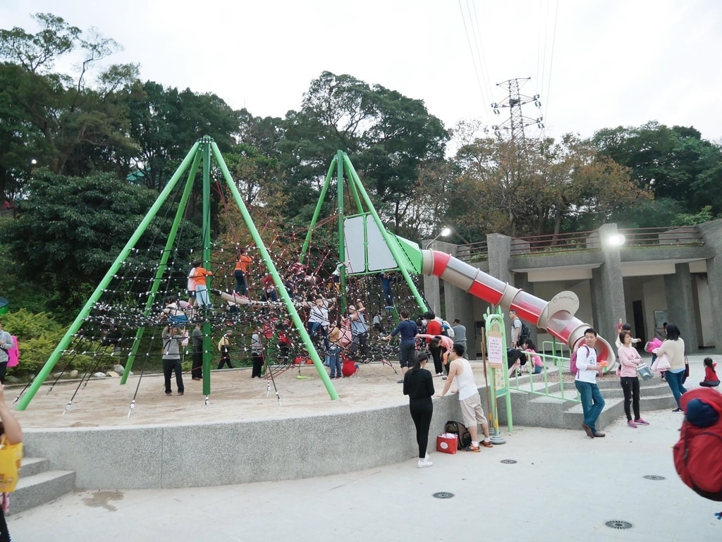 20251004-o8hau 20251004-o8hau