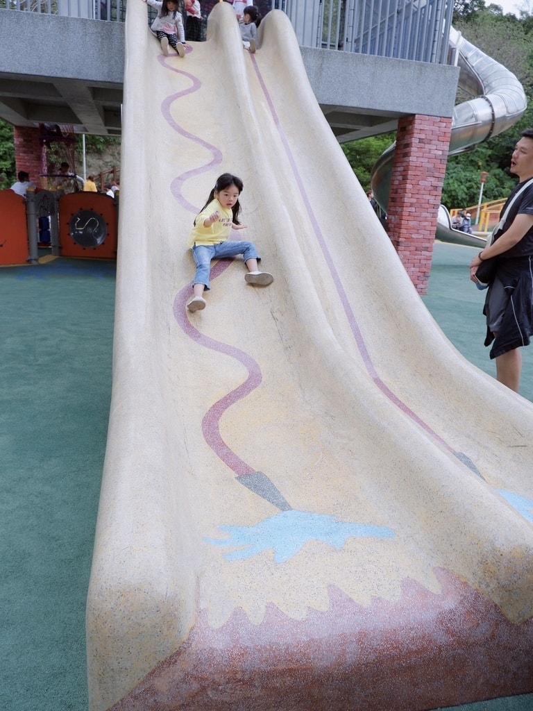 20251004-vi69h 20251004-vi69h