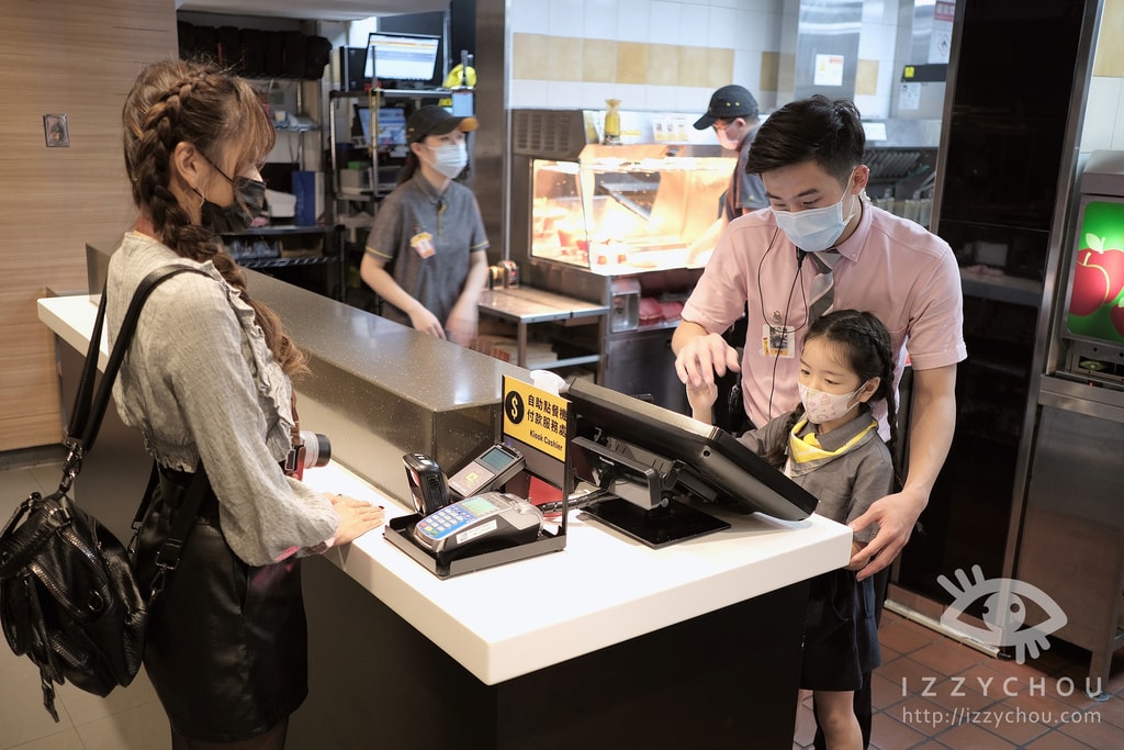 20251004-j0dxu 20251004-j0dxu