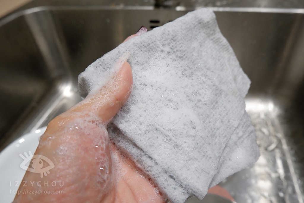 20251004-kqr83 20251004-kqr83