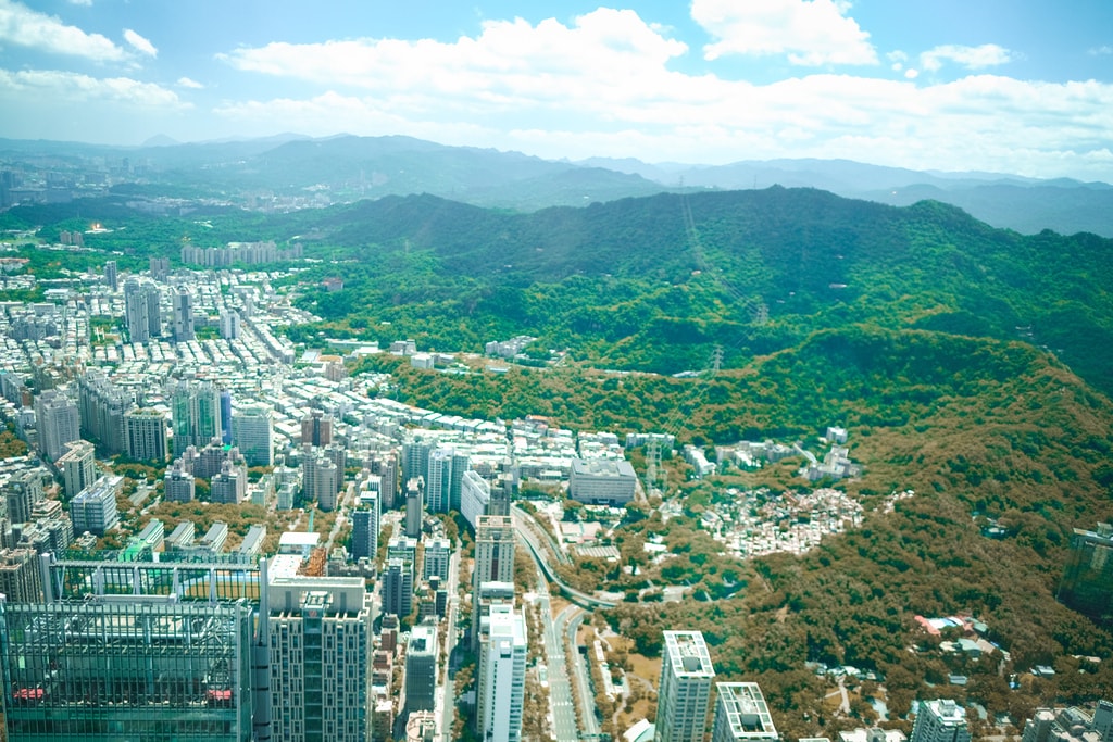 20251004-0f765 20251004-0f765