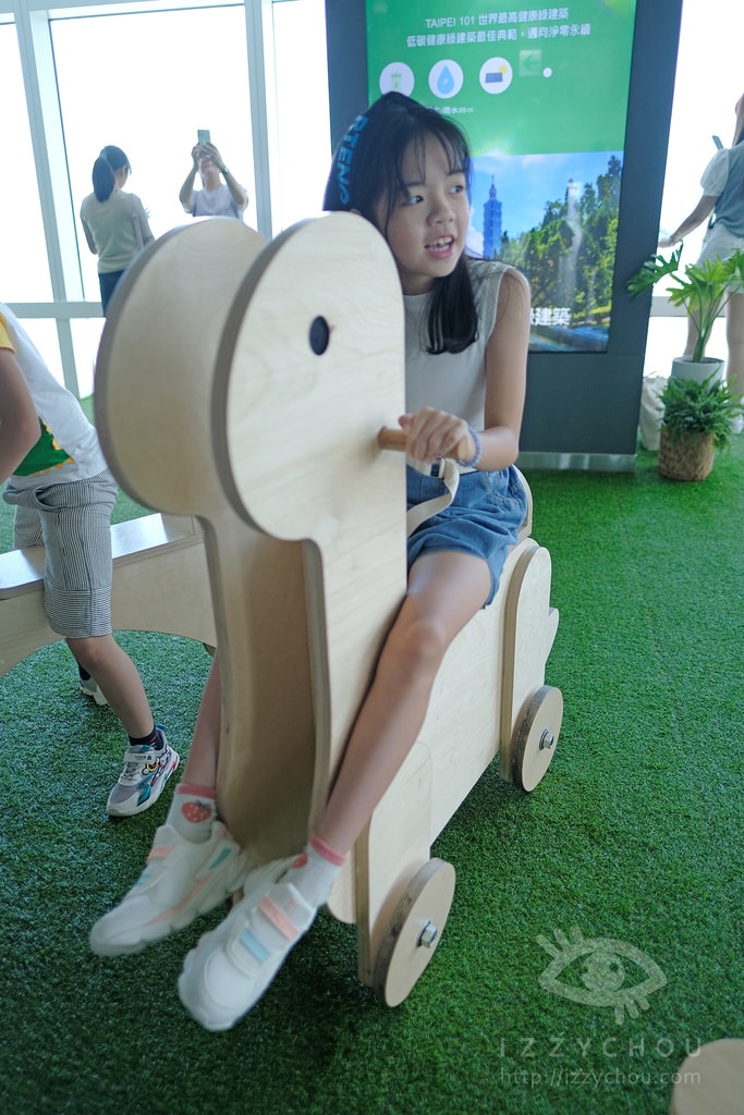 20251004-37tjw 20251004-37tjw