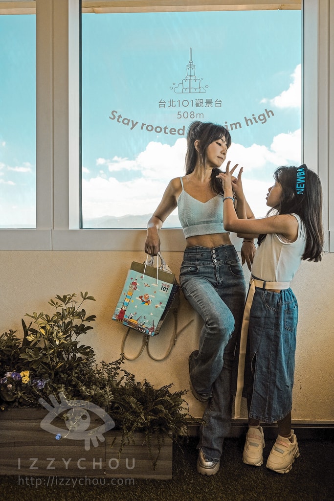 20251004-3ydxg 20251004-3ydxg