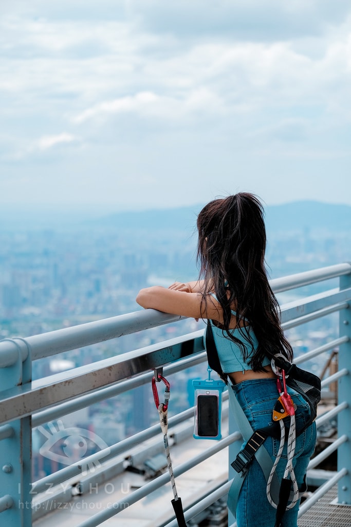 20251004-6as9x 20251004-6as9x