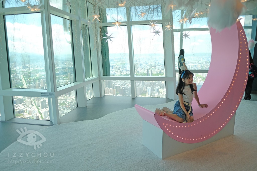 20251004-8yb6n 20251004-8yb6n