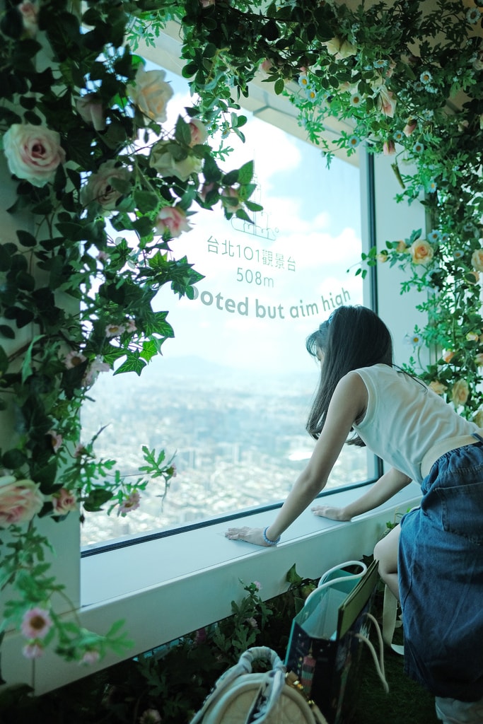 20251004-nb9ku 20251004-nb9ku