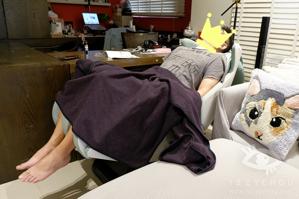 20251004-2jqdc 20251004-2jqdc