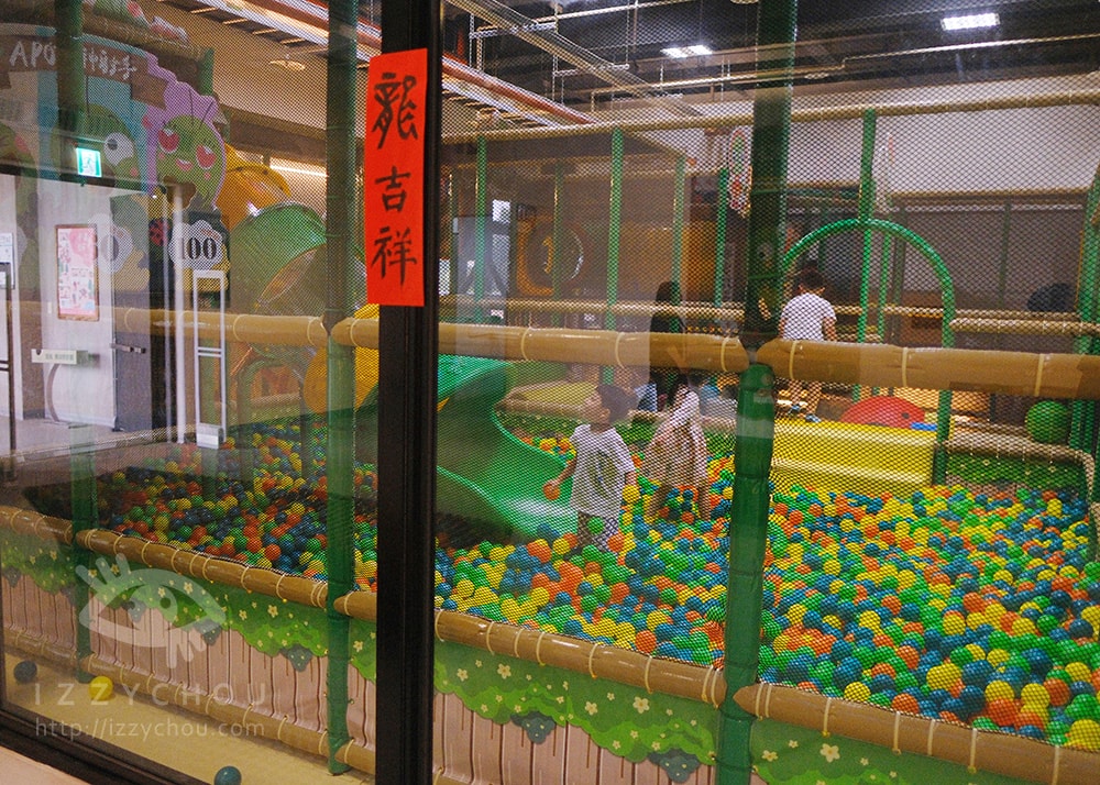 20251004-m4fl5 20251004-m4fl5