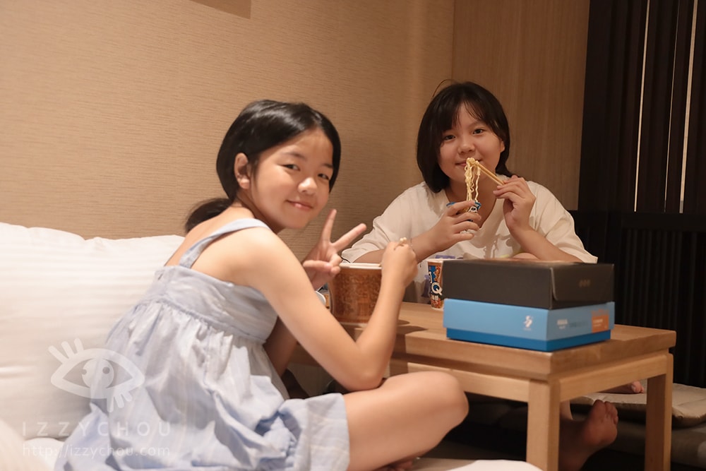 20251004-86x5i 20251004-86x5i