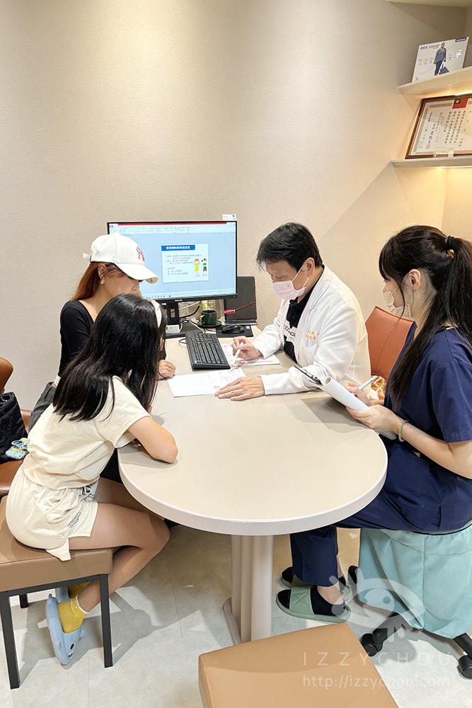 20251004-61u8n 20251004-61u8n