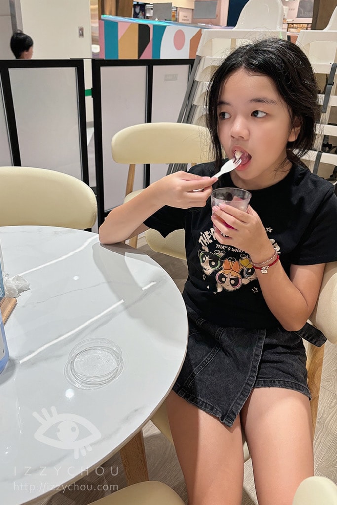 20251004-xyvx1 20251004-xyvx1