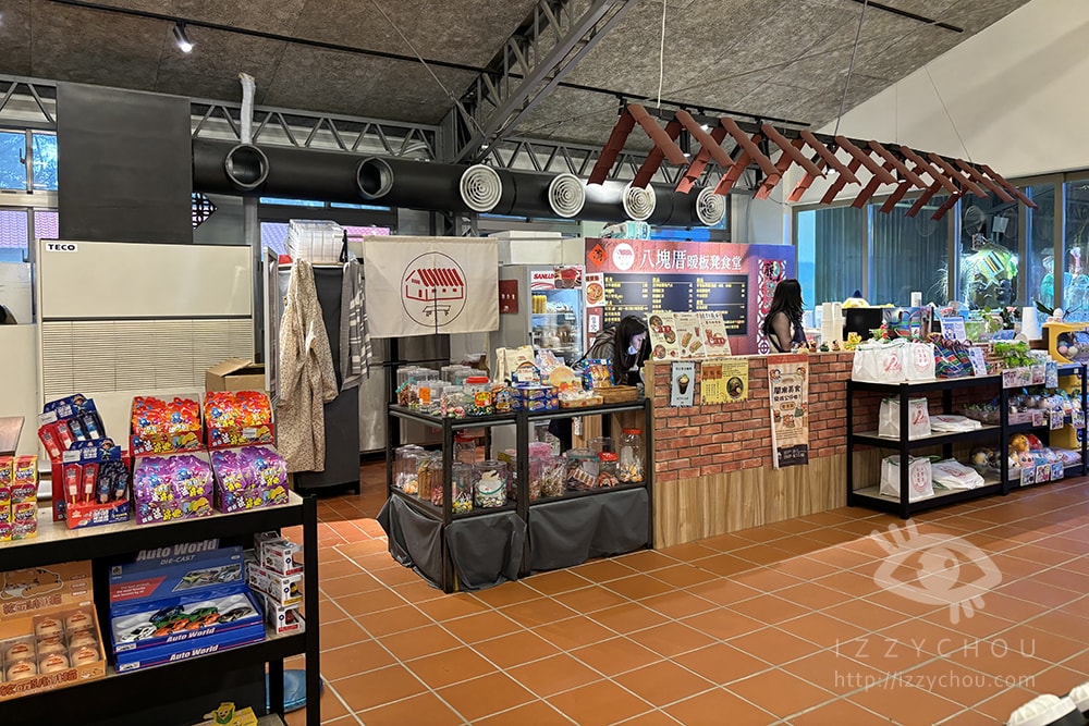 20251004-9jlq7 20251004-9jlq7