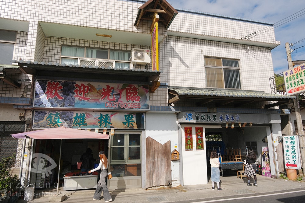 20251004-8sf2x 20251004-8sf2x