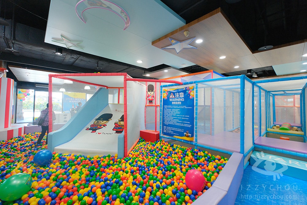 20251004-4fqjv 20251004-4fqjv