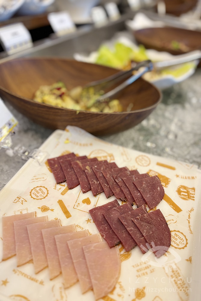 20251004-i3baj 20251004-i3baj