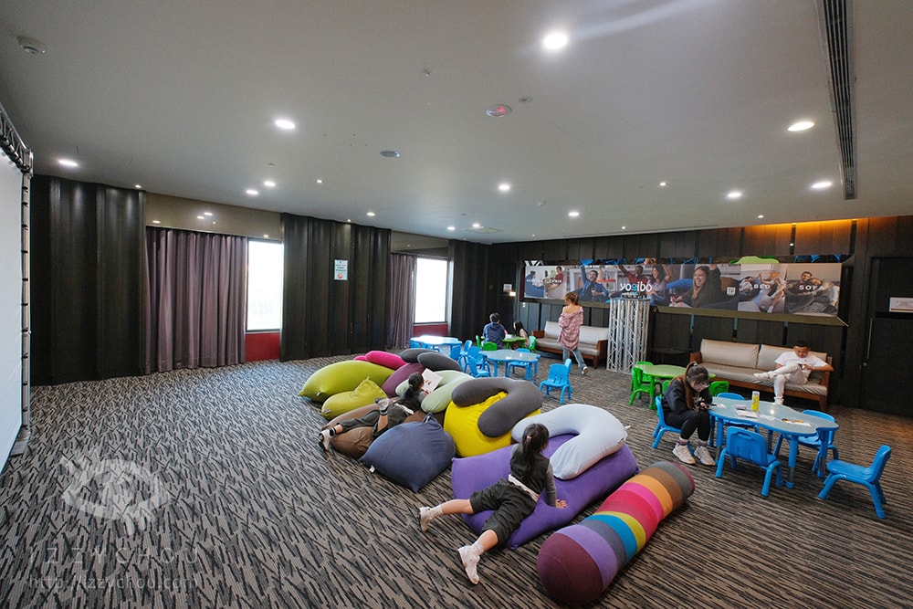 20251004-v7jna 20251004-v7jna