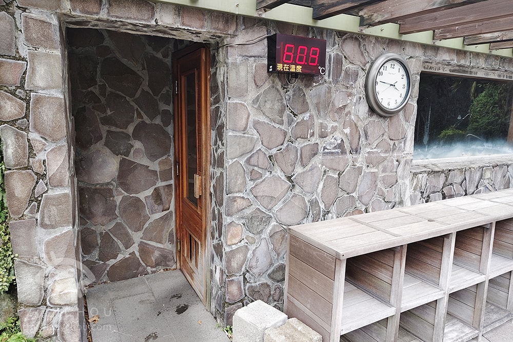 20251004-04ywg 20251004-04ywg