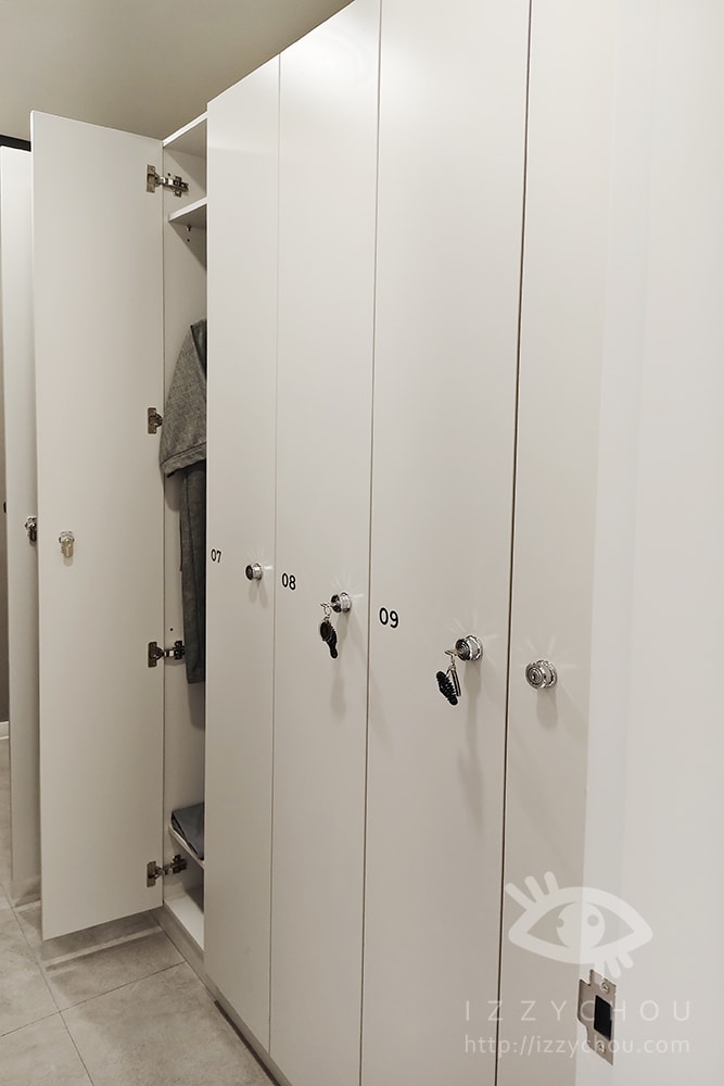 20251004-7kc72 20251004-7kc72