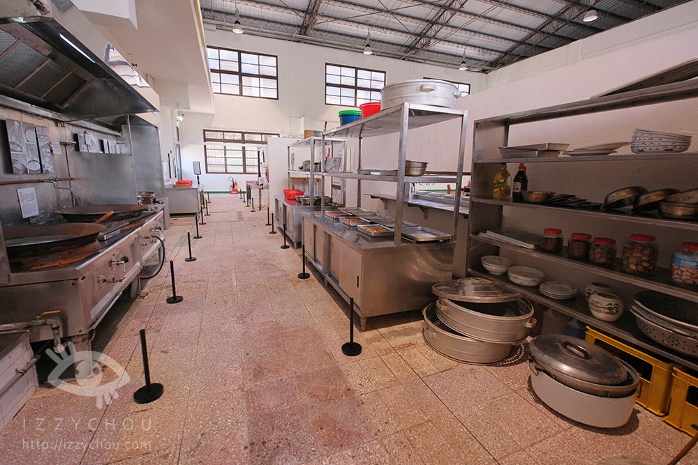 20251004-b8nl9 20251004-b8nl9