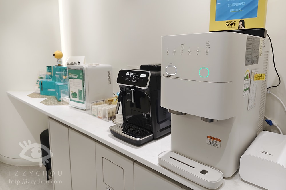 20251004-fo7sw 20251004-fo7sw