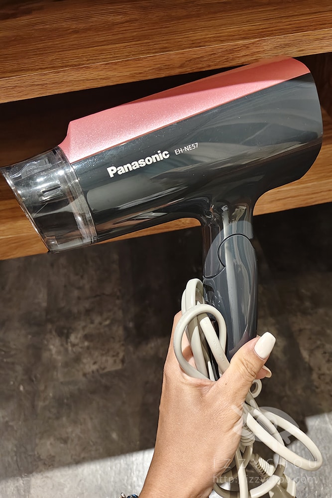 20251004-hmg8t 20251004-hmg8t