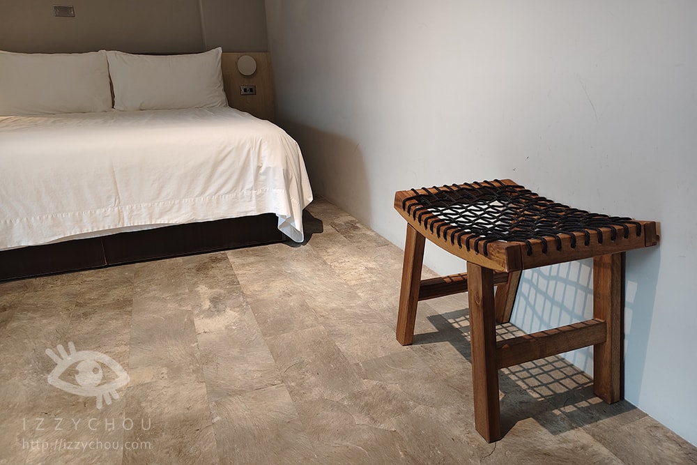 20251004-j8erv 20251004-j8erv