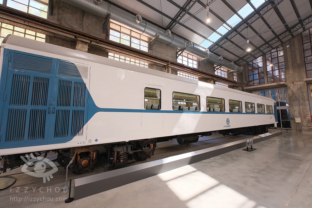 20251004-khy5v 20251004-khy5v