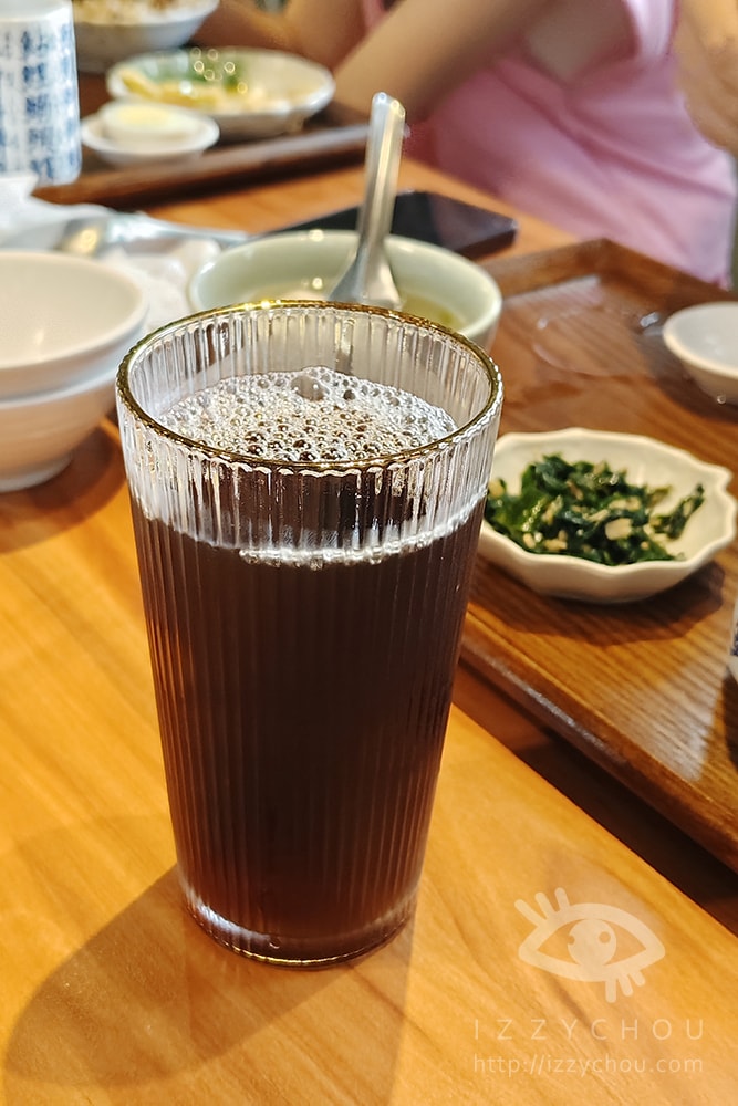 20251004-mh0ug 20251004-mh0ug