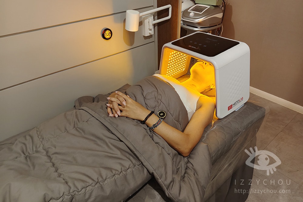 20251004-n77hh 20251004-n77hh