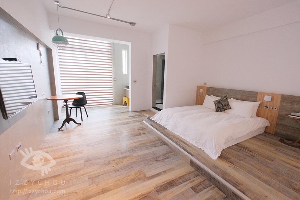 20251004-tq8r7 20251004-tq8r7