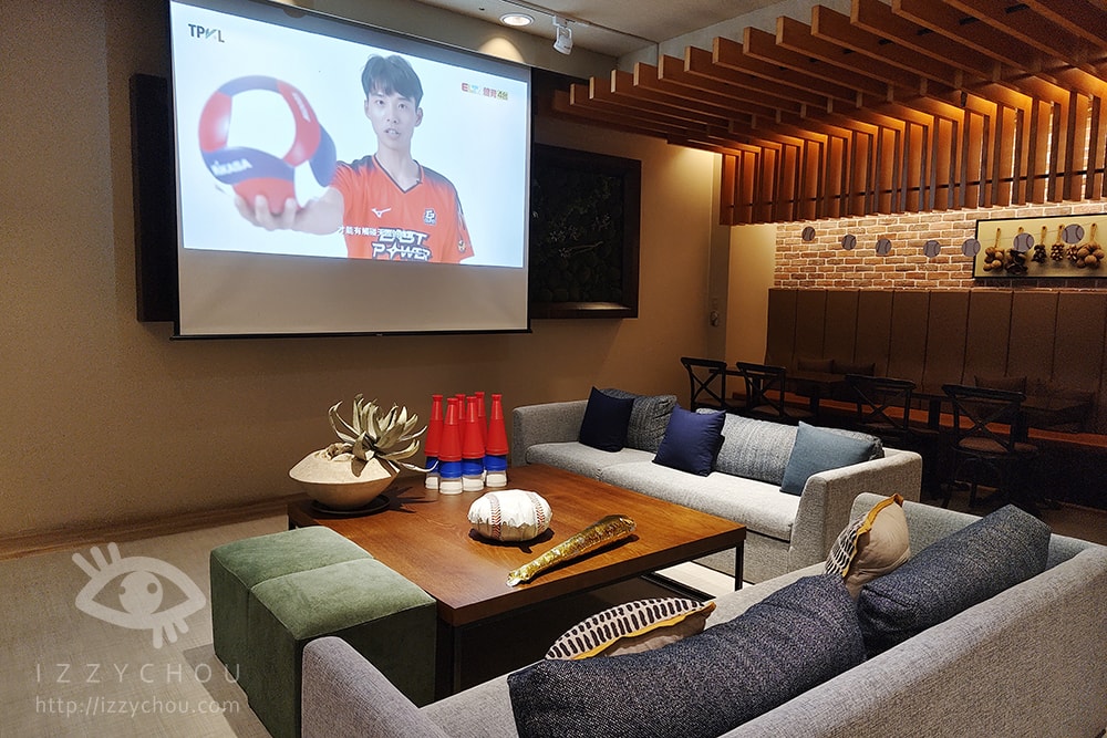 20251004-uitzx 20251004-uitzx