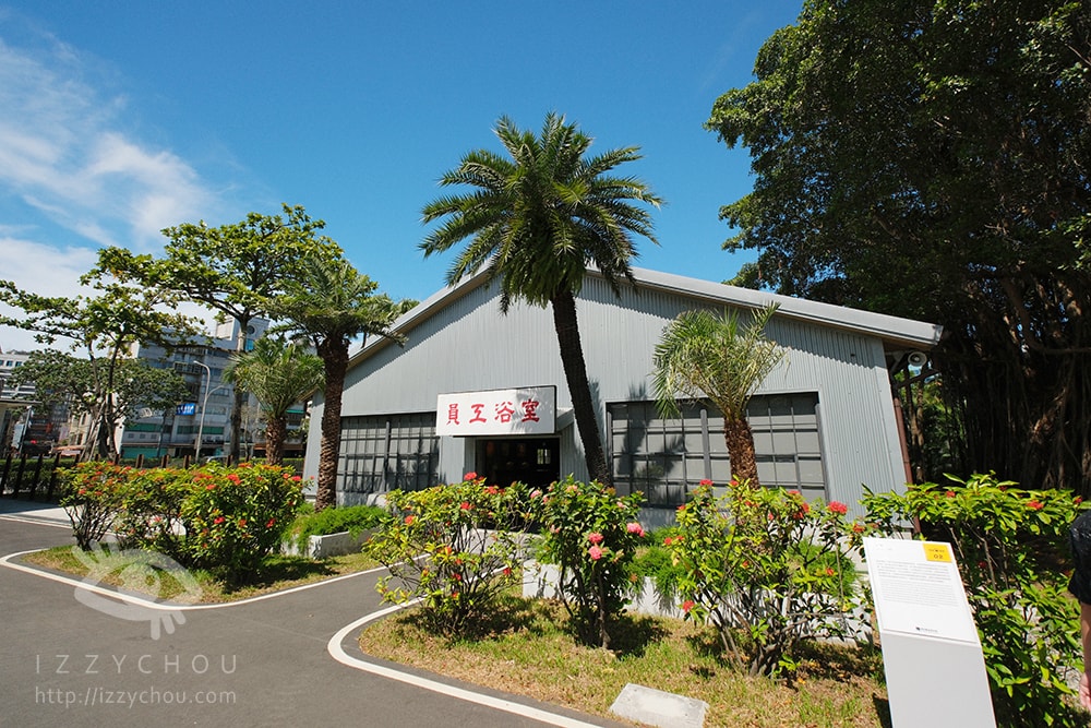 20251004-v4k0q 20251004-v4k0q