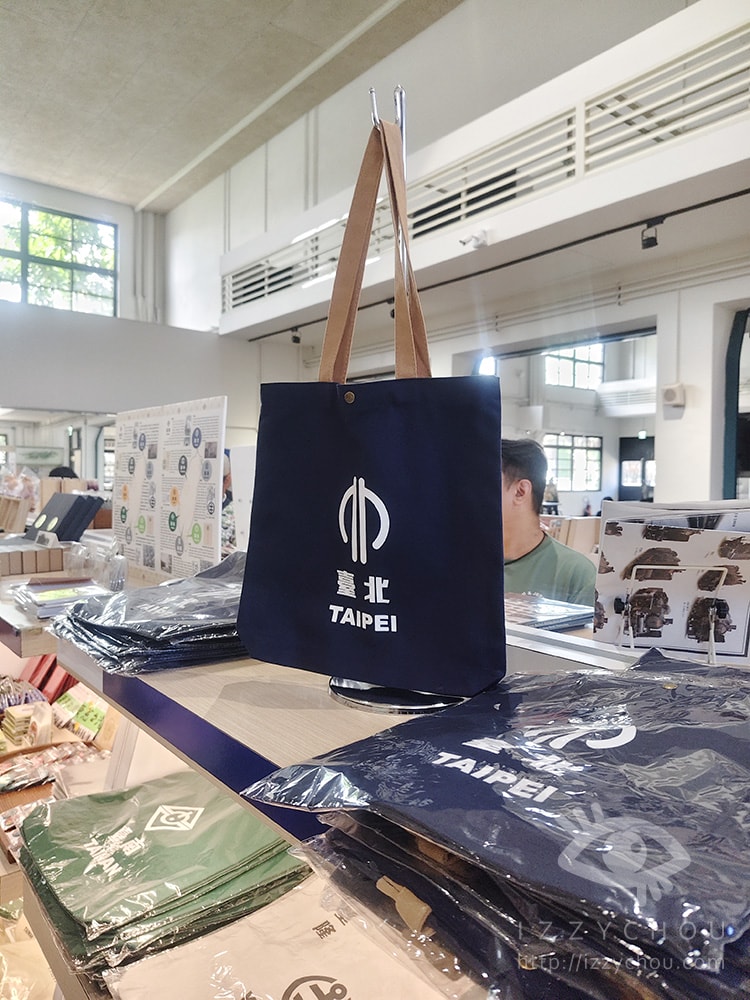 20251004-vzj8z 20251004-vzj8z