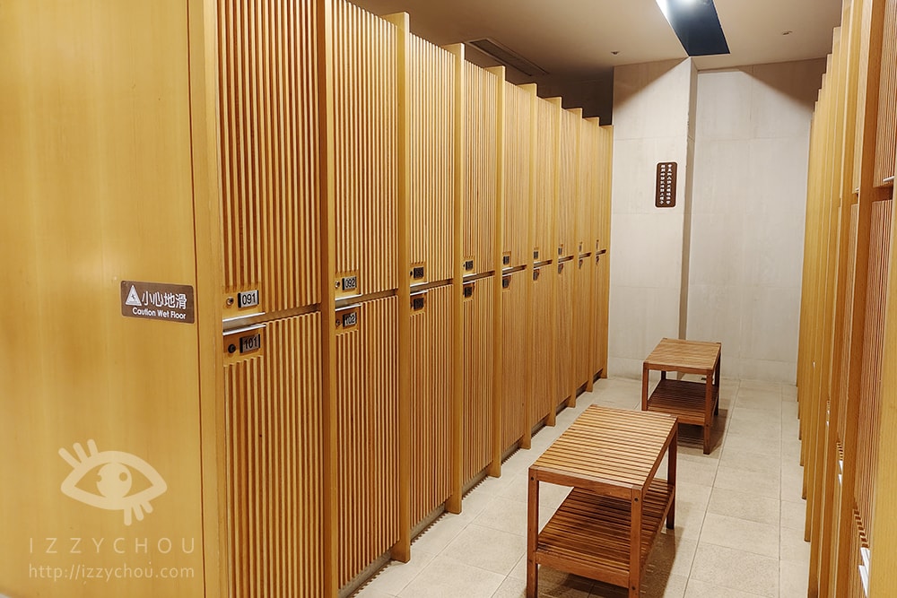 20251004-w63mv 20251004-w63mv