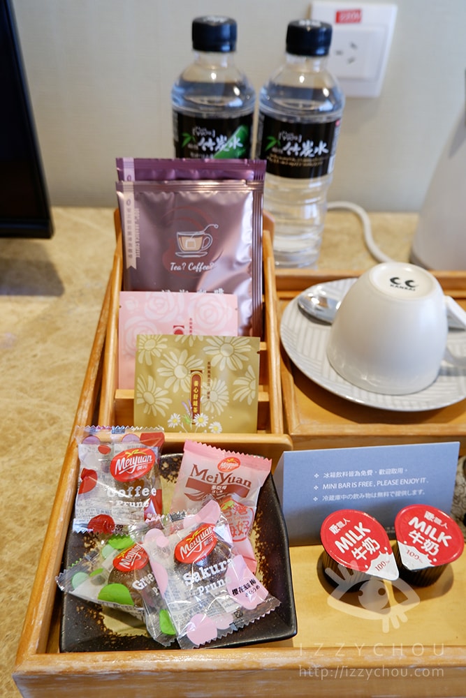 20251004-avw1z 20251004-avw1z